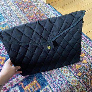 Timbuk2 medium laptop case